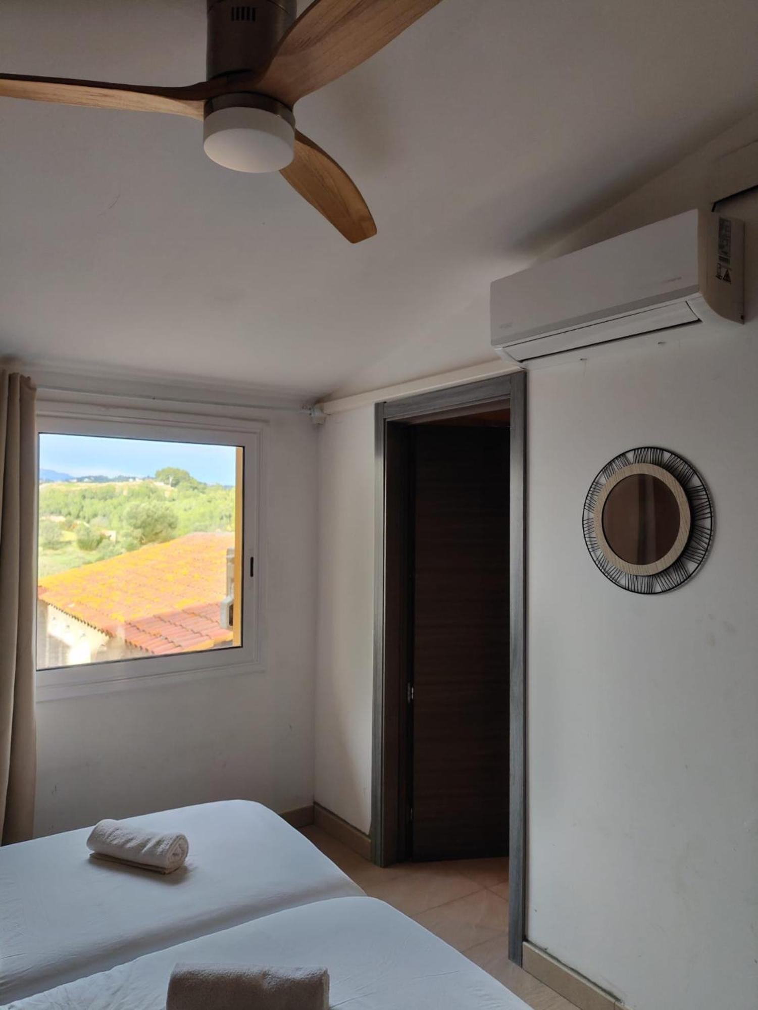 L'Olivera Casa Rural Castellbisbal Esterno foto